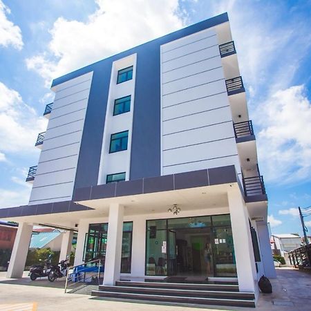 The Bed Hotel Phitsanulok Luaran gambar