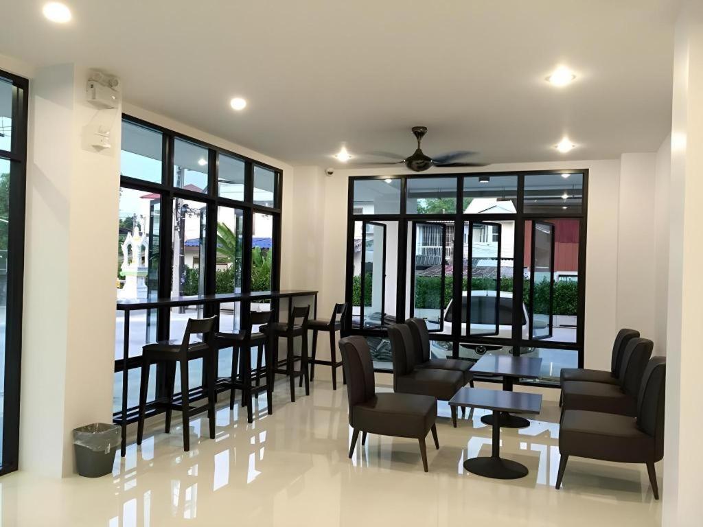 The Bed Hotel Phitsanulok Luaran gambar
