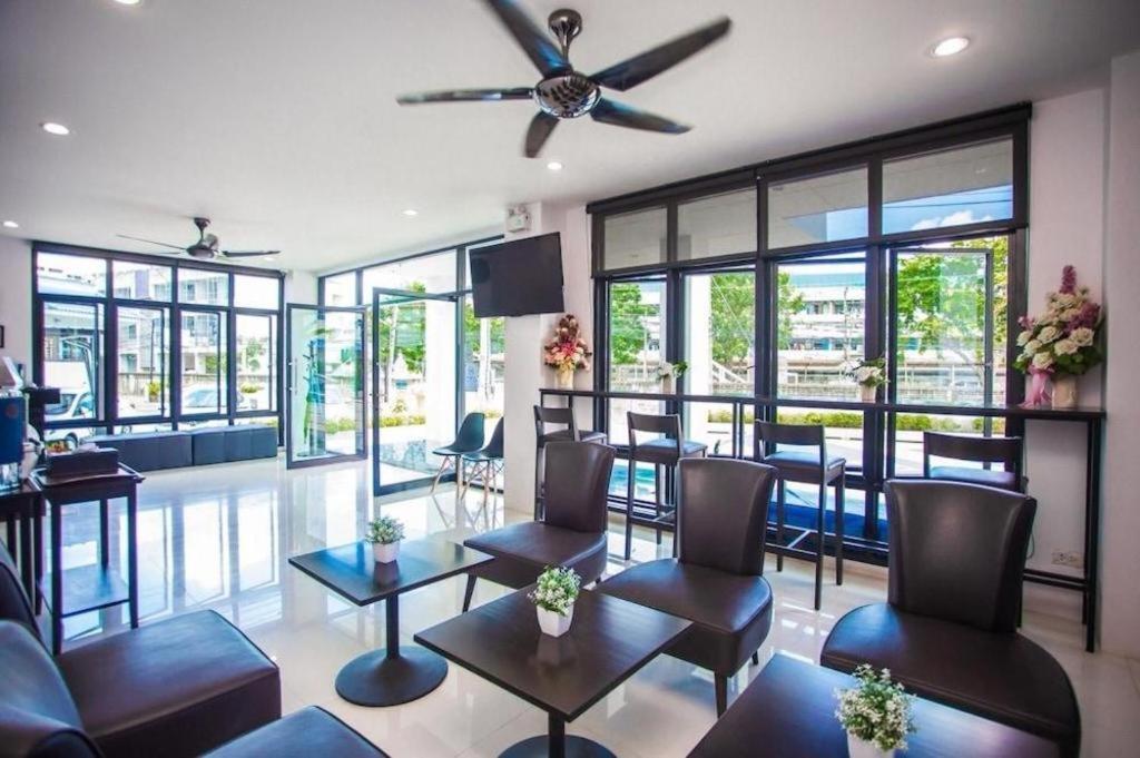 The Bed Hotel Phitsanulok Luaran gambar
