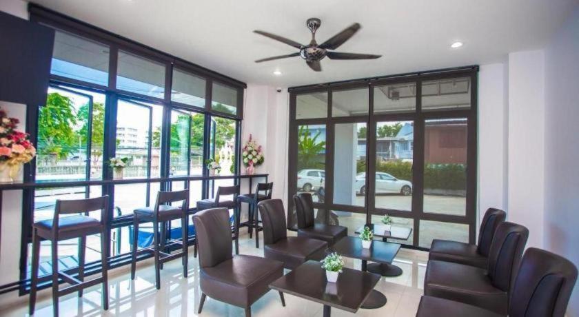 The Bed Hotel Phitsanulok Luaran gambar